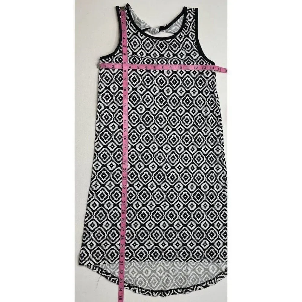 Lot of 2 Girls Black White Dresses Old Navy & Mudd 10 12‎